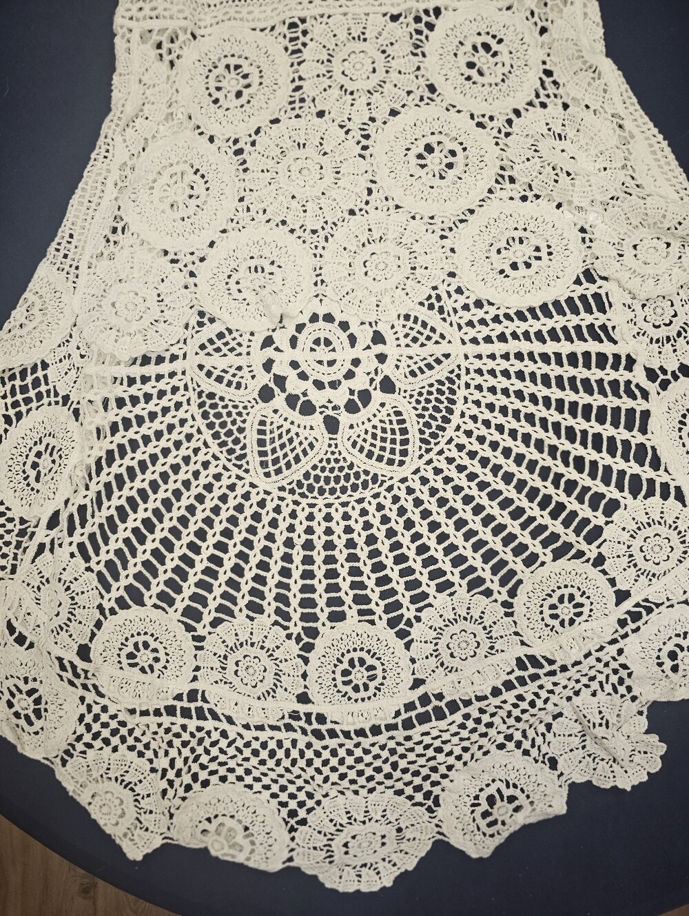 White Crochet Lace High-Low Tank Top-nwot - Picture 4 of 5